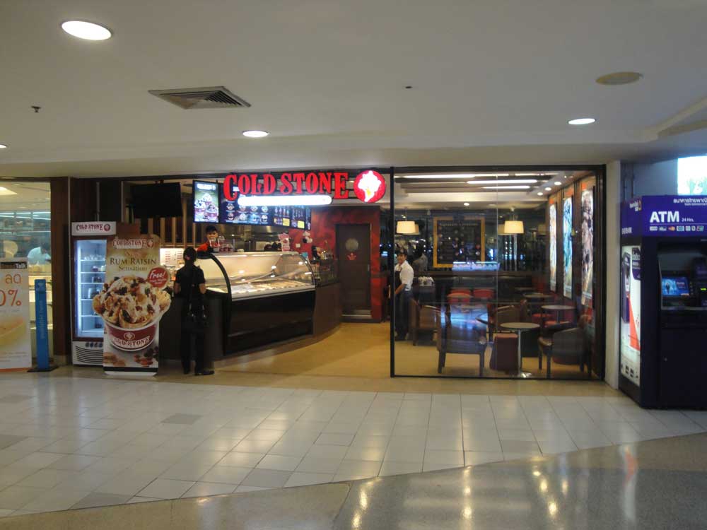Exterior of Cold Stone Creamery in Thailand.